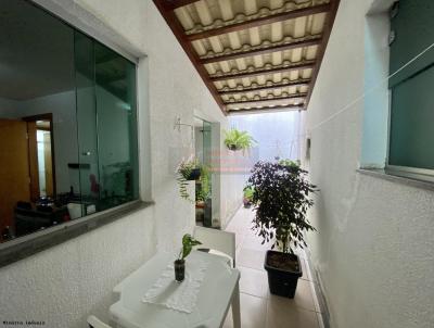 Apartamento com �rea Privativa para Venda, em Contagem, bairro Sapucaias III, 2 dormit�rios, 1 banheiro, 1 vaga