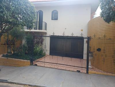 Casa para Venda, em Presidente Prudente, bairro Jardim Avia��o, 3 dormit�rios, 7 banheiros, 3 su�tes, 2 vagas
