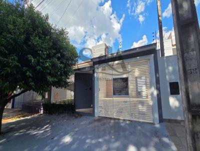 Casa para Venda, em Umuarama, bairro Zona V, 2 dormit�rios, 3 banheiros, 1 su�te, 2 vagas