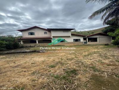 Casa para Venda, em Mantena, bairro , 4 su�tes