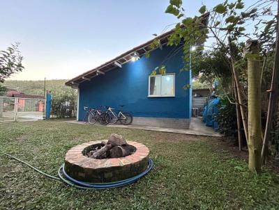 Casa para Venda, em Teres�polis, bairro Albuquerque, 2 dormit�rios, 1 vaga