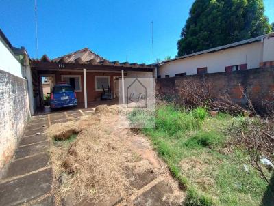 Casa para Venda, em Pirassununga, bairro Vila S�o Pedro, 3 dormit�rios, 1 banheiro