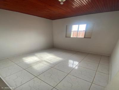 Casa para Loca��o, em Ara�atuba, bairro Conjunto Habitacional Hilda Mandarino, 3 dormit�rios, 1 banheiro, 5 vagas