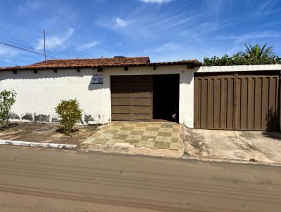 Casa para Venda, em Bela Vista de Goi�s, bairro Maria Nadir, 3 dormit�rios, 2 banheiros, 2 vagas