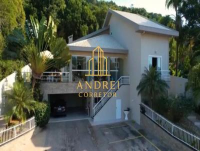 Casa para Venda, em Bombinhas, bairro centro, 5 dormit�rios, 6 banheiros, 4 su�tes, 8 vagas
