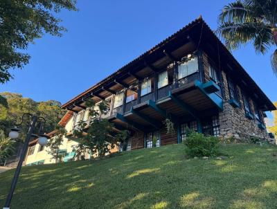 Casa para Venda, em Teres�polis, bairro Albuquerque, 7 dormit�rios, 9 banheiros, 2 su�tes, 9 vagas