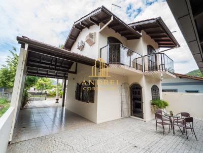 Casa para Venda, em Bombinhas, bairro Morrinhos, 3 dormit�rios, 3 banheiros, 1 su�te, 6 vagas