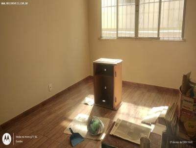 Apartamento para Venda, em Teres�polis, bairro Varzea, 1 dormit�rio, 1 banheiro