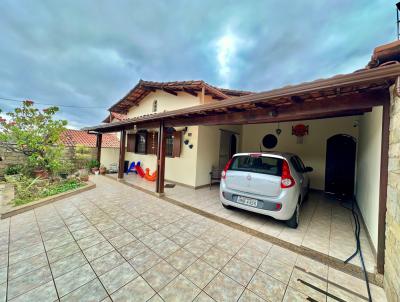 Casa para Venda, em Belo Horizonte, bairro Cai�aras, 3 dormit�rios, 2 banheiros, 1 su�te, 3 vagas