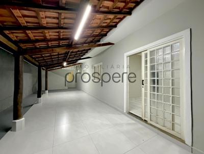Casa para Venda, em Presidente Prudente, bairro Jardim Maracan�, 3 dormit�rios, 2 banheiros, 2 vagas