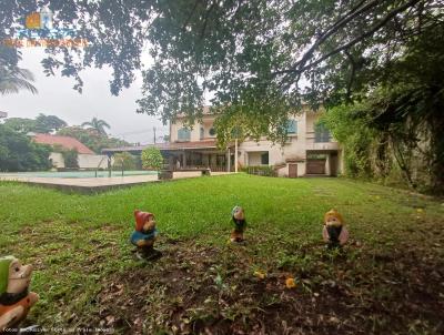 Casa para Venda, em Cabo Frio, bairro Palmeiras, 4 dormit�rios, 3 banheiros, 2 su�tes, 2 vagas