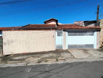 Casa para Venda, em Lins, bairro Rebou�as, 3 dormit�rios, 4 banheiros, 2 su�tes, 2 vagas