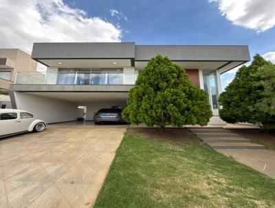 Casa em Condom�nio para Venda, em , bairro Vespasiano, 4 dormit�rios, 2 banheiros, 2 su�tes, 4 vagas
