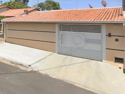 Casa para Venda, em S�o Jos� do Rio Pardo, bairro Vale Redentor, 3 dormit�rios, 1 banheiro, 1 su�te, 2 vagas