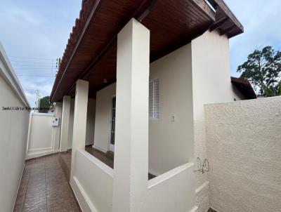Casa para Loca��o, em Paranapanema, bairro Centro, 4 dormit�rios, 2 banheiros, 1 vaga