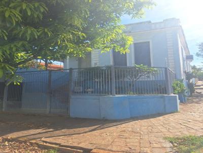 Casa para Venda, em Lins, bairro Centro, 3 dormit�rios