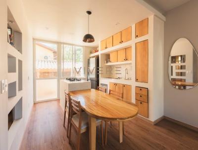 Casa para Venda, em Florian�polis, bairro Lagoa da Concei��o, 4 dormit�rios, 3 banheiros, 1 su�te, 2 vagas