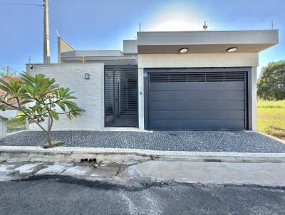Casa para Venda, em Lins, bairro Residencial Fortaleza, 3 dormit�rios, 3 banheiros, 1 su�te, 2 vagas
