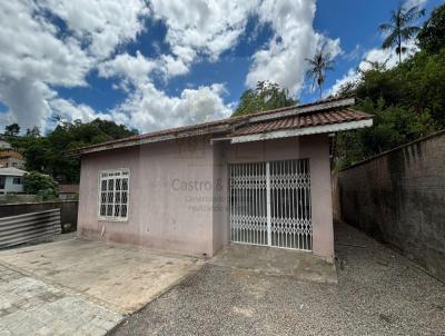 Casa para Venda, em Joinville, bairro Petr�polis, 3 dormit�rios, 3 banheiros, 3 vagas