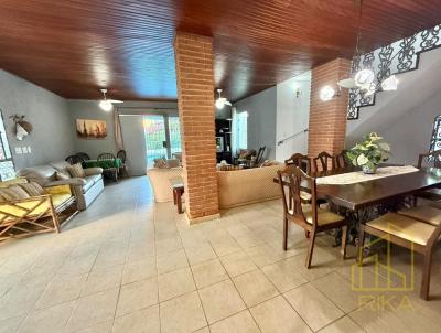 Casa para Loca��o, em Guaruj�, bairro Jardim Virg�nia, 4 dormit�rios, 5 banheiros, 2 su�tes, 3 vagas