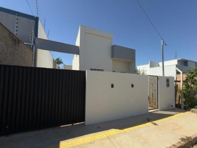 Casa para Venda, em Primavera do Leste, bairro BURITIS EXPANS�O II, 2 dormit�rios, 1 banheiro, 2 vagas