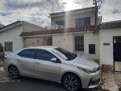 Casa para Venda, em Manaus, bairro Dom Pedro I, 5 dormit�rios, 5 banheiros, 3 su�tes, 2 vagas