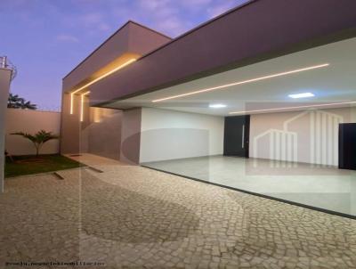 Casa para Venda, em Uberl�ndia, bairro Jardim Holanda, 3 dormit�rios, 3 banheiros, 1 su�te, 2 vagas