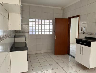 Casa para Venda, em Presidente Prudente, bairro Parque Residencial Servantes II, 3 dormit�rios, 2 banheiros, 1 su�te