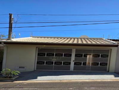 Casa para Venda, em S�o Jo�o da Boa Vista, bairro Jardim do Trevo, 2 dormit�rios, 1 banheiro, 1 su�te, 2 vagas