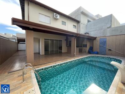 Casa em Condom�nio para Loca��o, em Tatu�, bairro Condominio Monte Verde, 3 dormit�rios, 4 banheiros, 1 su�te, 4 vagas