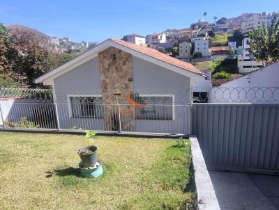 Casa para Venda, em Po�os de Caldas, bairro Jardim Quisisana, 3 dormit�rios, 2 banheiros, 4 vagas