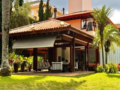 Casa para Venda, em Santana de Parna�ba, bairro Alphaville, 6 dormit�rios, 5 banheiros, 4 su�tes, 2 vagas