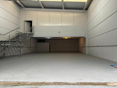 Galp�o para Loca��o, em Balne�rio Cambori�, bairro Nova Esperan�a