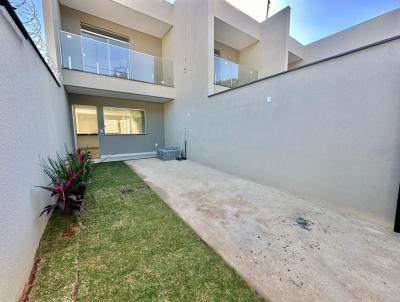 Casa Geminada para Venda, em Contagem, bairro Parque Xangri-L�, 2 dormit�rios, 2 banheiros, 2 vagas