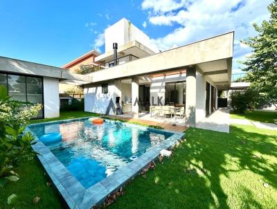 Casa para Loca��o, em Florian�polis, bairro Campeche, 6 dormit�rios, 5 banheiros, 4 su�tes, 4 vagas
