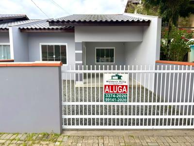 Casa para Loca��o, em Schroeder, bairro Centro, 2 dormit�rios, 1 banheiro, 2 vagas