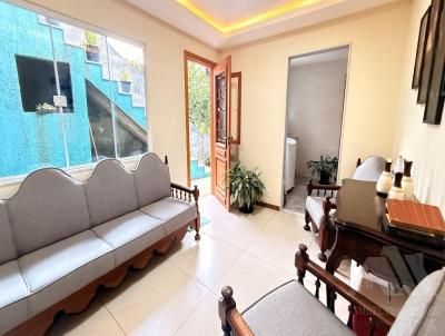 Casa para Venda, em Teres�polis, bairro Quinta Lebr�o, 1 dormit�rio, 1 banheiro, 2 vagas
