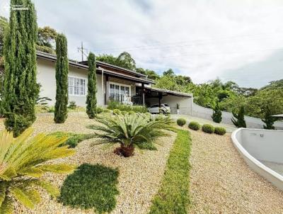 Casa para Venda, em Joinville, bairro Nova Bras�lia, 3 dormit�rios, 3 banheiros, 1 su�te