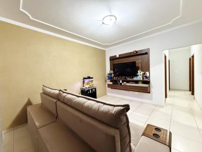 Casa para Venda, em Presidente Prudente, bairro Jardim Ouro Verde, 3 dormit�rios, 2 banheiros, 1 su�te, 2 vagas