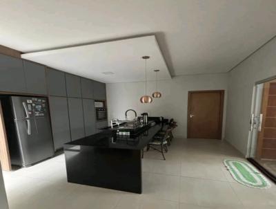 Casa para Venda, em Porto Velho, bairro Nova Esperan�a, 3 dormit�rios, 4 banheiros, 2 su�tes, 4 vagas