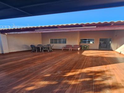 Casa para Venda, em Rio Verde, bairro Liberdade, 2 dormit�rios, 2 banheiros, 1 su�te