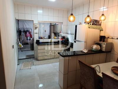 Casa para Venda, em Franca, bairro Residencial Moreira J�nior, 2 dormit�rios, 1 banheiro, 2 vagas