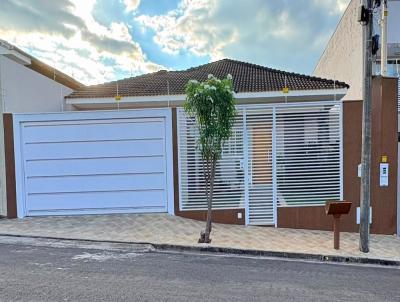 Casa para Venda, em Lins, bairro Residencial Fortaleza, 3 dormit�rios, 4 banheiros, 1 su�te, 4 vagas