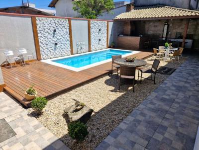 Casa para Venda, em Navegantes, bairro Centro, 3 dormit�rios, 2 banheiros, 3 vagas