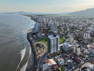 Em Constru��o para Venda, em Navegantes, bairro Gravat�