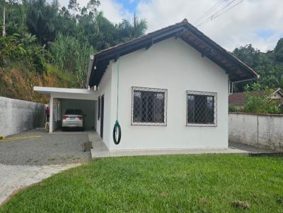 Casa para Venda, em Guaramirim, bairro Vila Amizade, 3 dormit�rios, 1 banheiro, 1 vaga