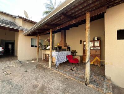Casa para Venda, em Goi�nia, bairro Moinho dos Ventos, 3 dormit�rios, 2 banheiros, 1 su�te, 3 vagas