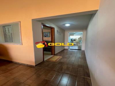 Casa para Venda, em Uberl�ndia, bairro Granada, 4 dormit�rios, 3 banheiros, 1 su�te, 2 vagas