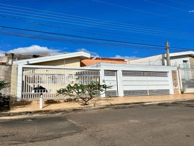 Casa para Venda, em Mar�lia, bairro Betel, 3 dormit�rios, 2 banheiros, 1 su�te, 3 vagas