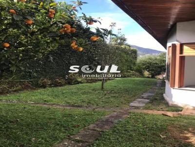 Casa para Loca��o, em Teres�polis, bairro Iucas, 4 dormit�rios, 2 banheiros, 1 su�te, 1 vaga